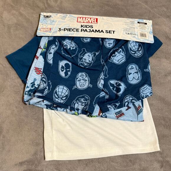 NWT Marvel KIDS 3-PIECE PAJAMA SET Size 4T Hulk Spiderman Iron Man Black Panther - Picture 3 of 3